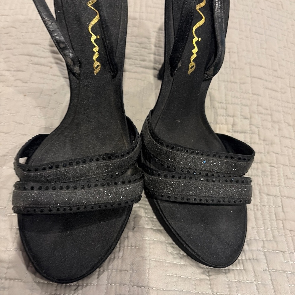 Shoe